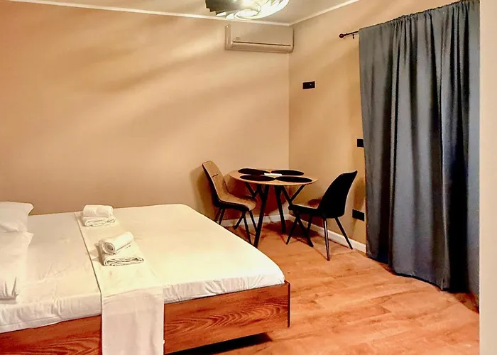 Stunning In Tribunj Tribalj