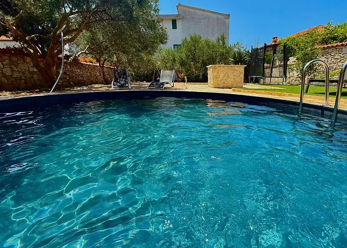 Stunning In Tribunj בית נופש *