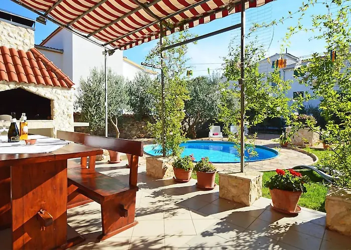 Stunning In Tribunj *