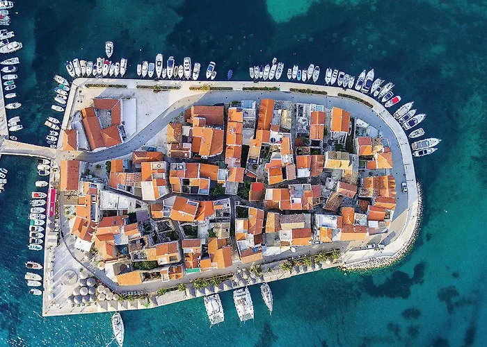 Stunning In Tribunj בית נופש *